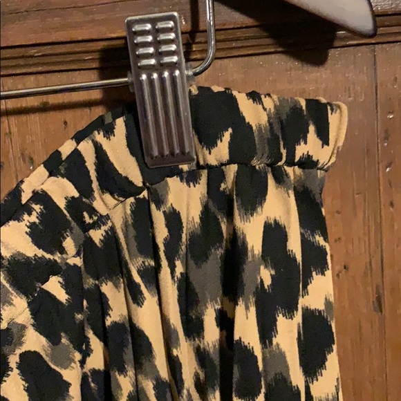 NWT Halogen Midi Pleated Leopard Skirt 🌟 - Picture 2 of 3